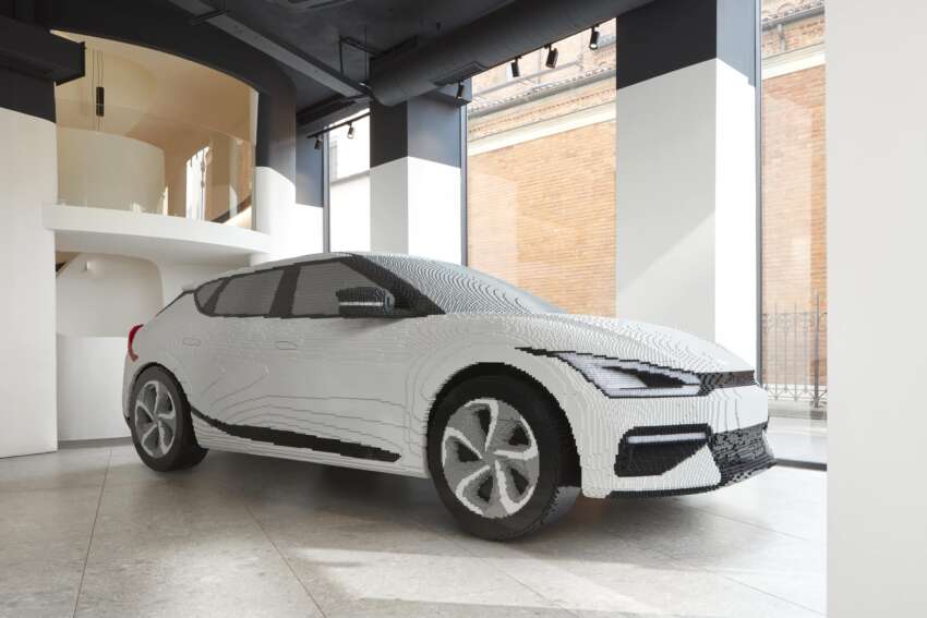 Kia EV6 recreated in Lego form for Milan Design Week – 350,000 bricks, 800 hours to build 1:1 scale model 1603769