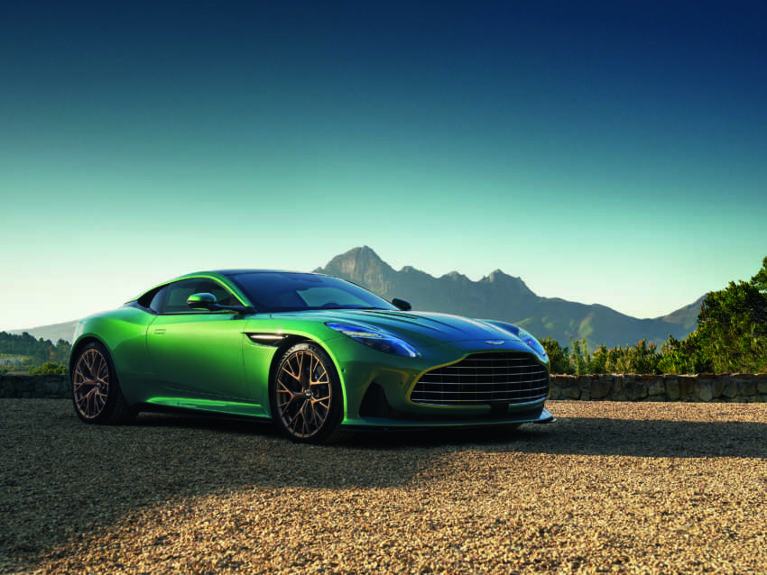 Aston Martin DB12 debuts – 680 PS/800 Nm V8, 0-96 km/h in 3.5s, 323 km/h; all-new in-house infotainment 1618567