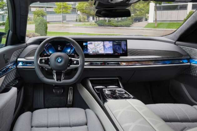 BMW 7 Series G70 2023 di Malaysia — 750e xDrive PHEV CKD; 489 PS, 87 km jarak EV; dari RM650k