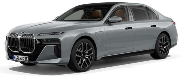 BMW 7 Series G70 2023 di Malaysia — 750e xDrive PHEV CKD; 489 PS, 87 km jarak EV; dari RM650k