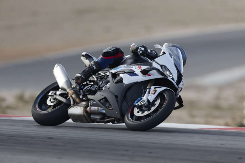 2023 BMW Motorrad S1000RR now in Malaysia, RM129,500 for Style Passion, RM149,500 for ‘M’ Sport 1616527