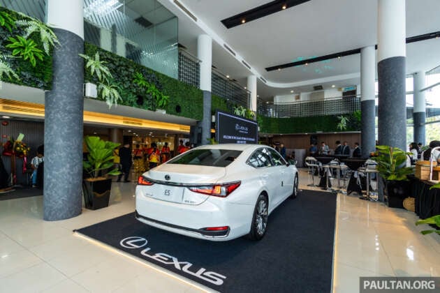 Lexus Klang dibuka secara rasmi – bilik pameran mesra alam pertama jenama berkenaan di Malaysia