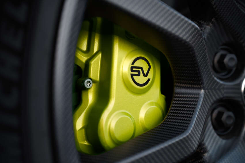 2023 Range Rover Sport SV debuts – 4.4L turbo V8; 635 PS, 750 Nm; 6D Dynamics hydraulics; BASS seats 1619840