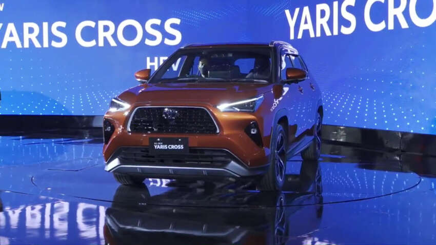 2023 Toyota Yaris Cross debuts in Indonesia – DNGA B-SUV; 1.5 litre NA, hybrid; previews Perodua D66B? 1613950
