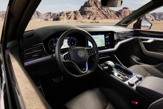 Volkswagen Touareg facelift 2023 – new IQ.Light HD LED headlights, backlit logos, 3.0L V6 engine