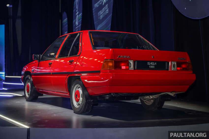 Proton celebrated its 40th anniversary yesterday – landmark cars grace X90 launch, special edition soon? 1610367