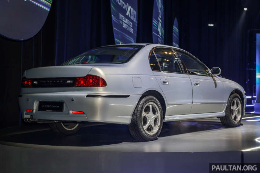 Proton celebrated its 40th anniversary yesterday – landmark cars grace X90 launch, special edition soon? 1610369