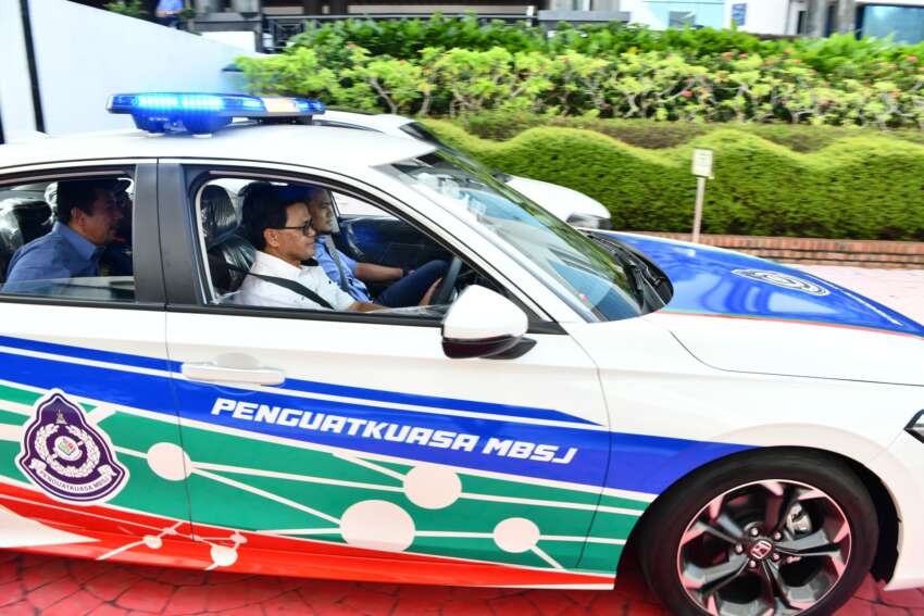MBSJ gets Honda Civic FE patrol car – 1.5L turbo sedan with ‘Penguatkuasa’ livery to roam Subang 1615384