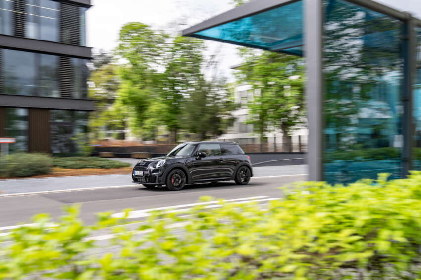 2023 MINI John Cooper Works 1to6 Edition – 231 PS, six-speed manual only; limited to 999 units worldwide 1615508