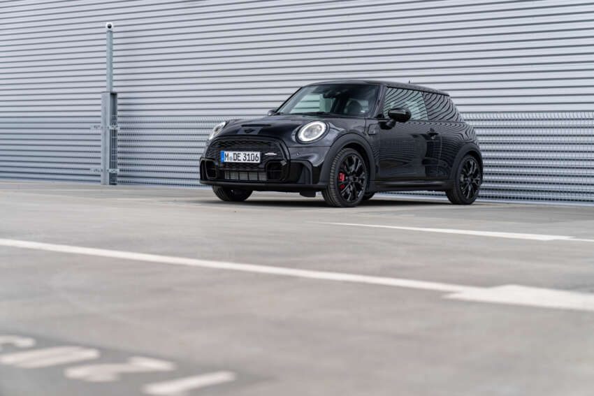 2023 MINI John Cooper Works 1to6 Edition – 231 PS, six-speed manual only; limited to 999 units worldwide 1615524