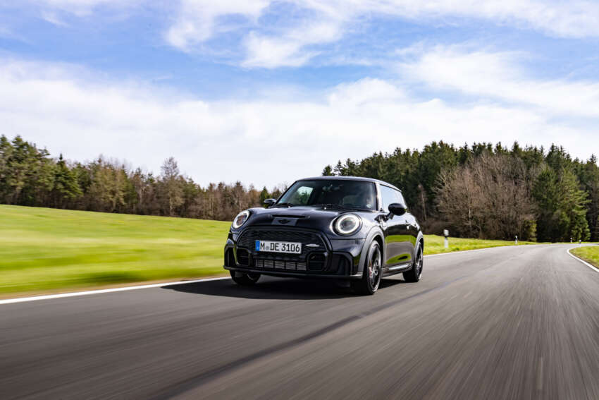 2023 MINI John Cooper Works 1to6 Edition – 231 PS, six-speed manual only; limited to 999 units worldwide 1615495