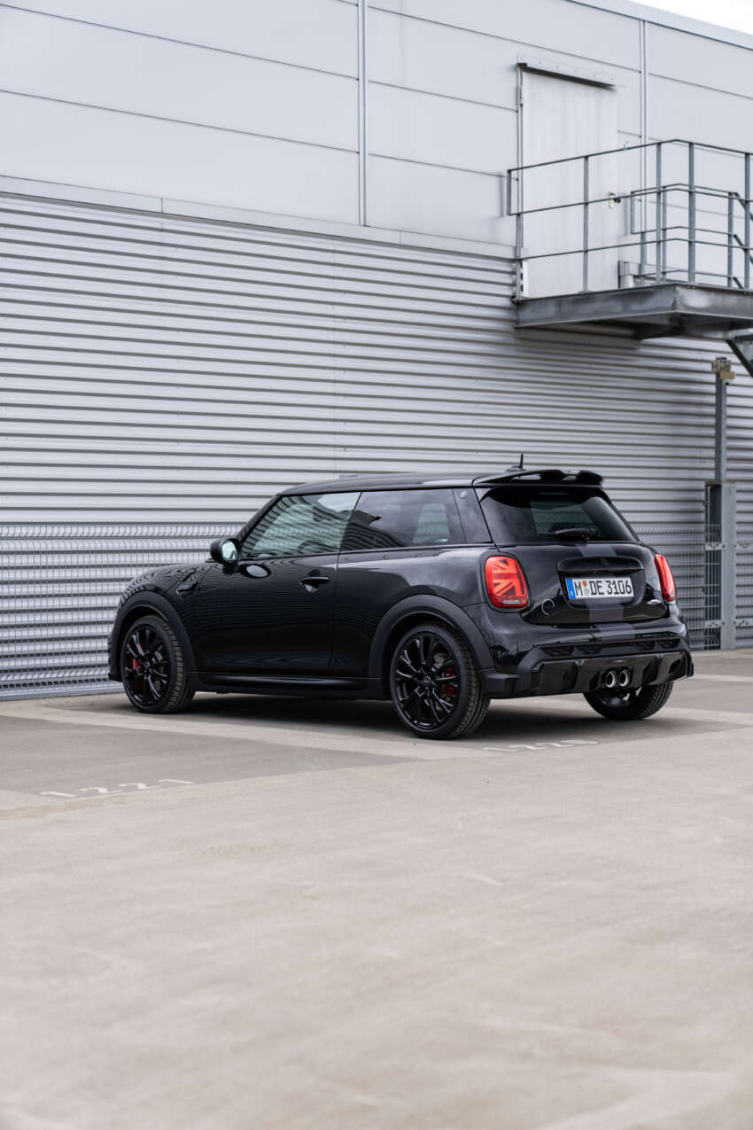2023 MINI John Cooper Works 1to6 Edition – 231 PS, six-speed manual only; limited to 999 units worldwide 1615527