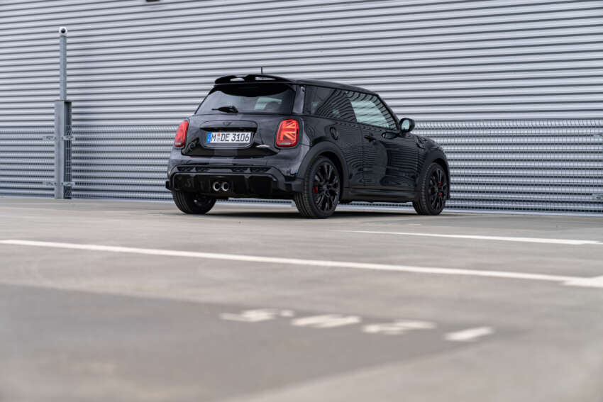 2023 MINI John Cooper Works 1to6 Edition – 231 PS, six-speed manual only; limited to 999 units worldwide 1615532