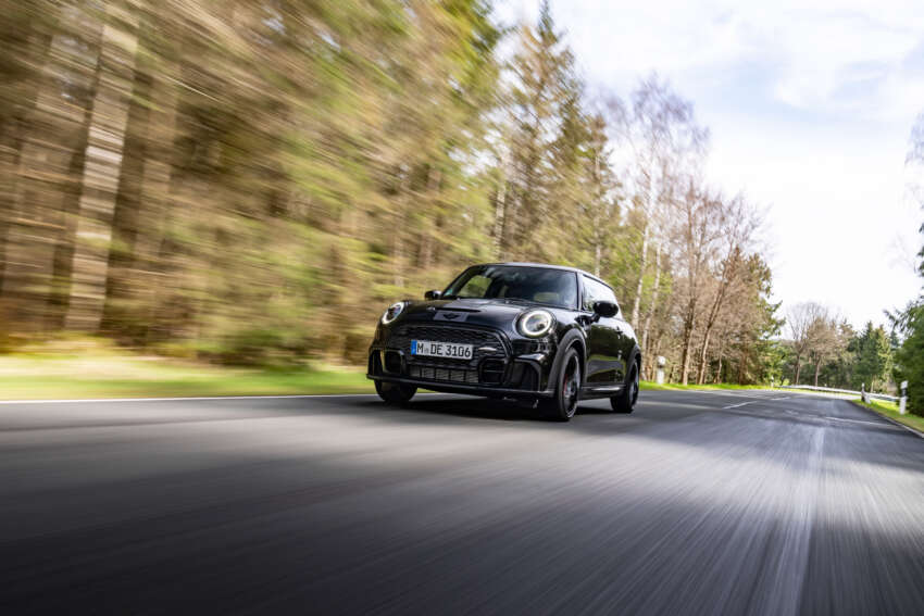 2023 MINI John Cooper Works 1to6 Edition – 231 PS, six-speed manual only; limited to 999 units worldwide 1615500
