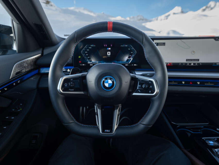 BMW i5 and 2024 BMW 5 Series G60 – M60 xDrive with up to 601 hp; AirConsole brings in-car gaming 1700476