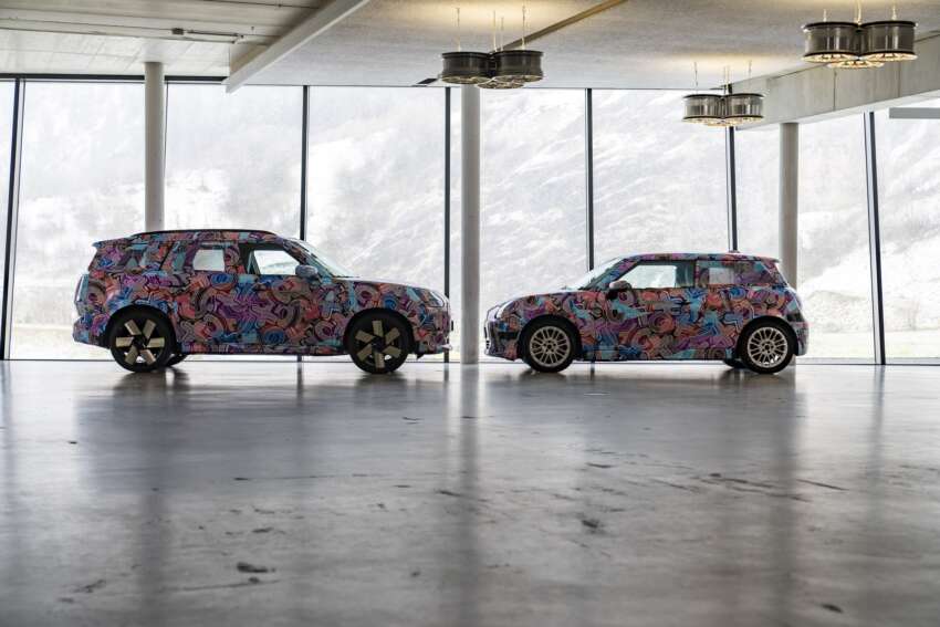New MINI Cooper and Countryman teased side by side 1611656
