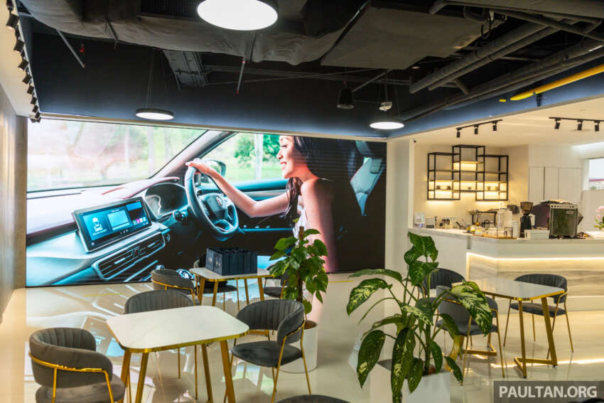 Proton, ACO Tech open Proton DX – first automotive digital experience centre in Malaysia in Quill City Mall 1628474
