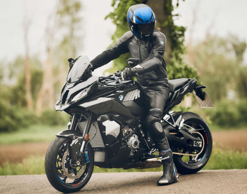 2023 BMW Motorrad M1000XR sports-tourer prototype unveiled – inline-four, 200 hp, 280 km/h top speed 1622460