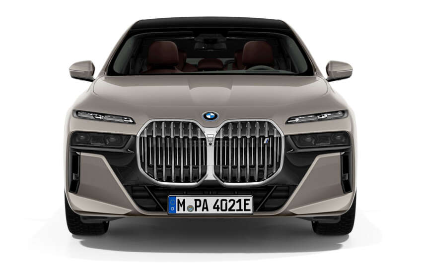 2023 BMW i7 xDrive60 M Sport in Malaysia – 625 km EV range, 544 PS, 31.3-inch theatre screen; fr RM707k 1632183