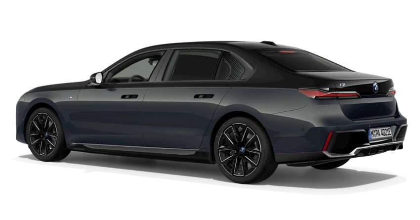 2023 BMW i7 xDrive60 M Sport in Malaysia – 625 km EV range, 544 PS, 31.3-inch theatre screen; fr RM707k 1632268