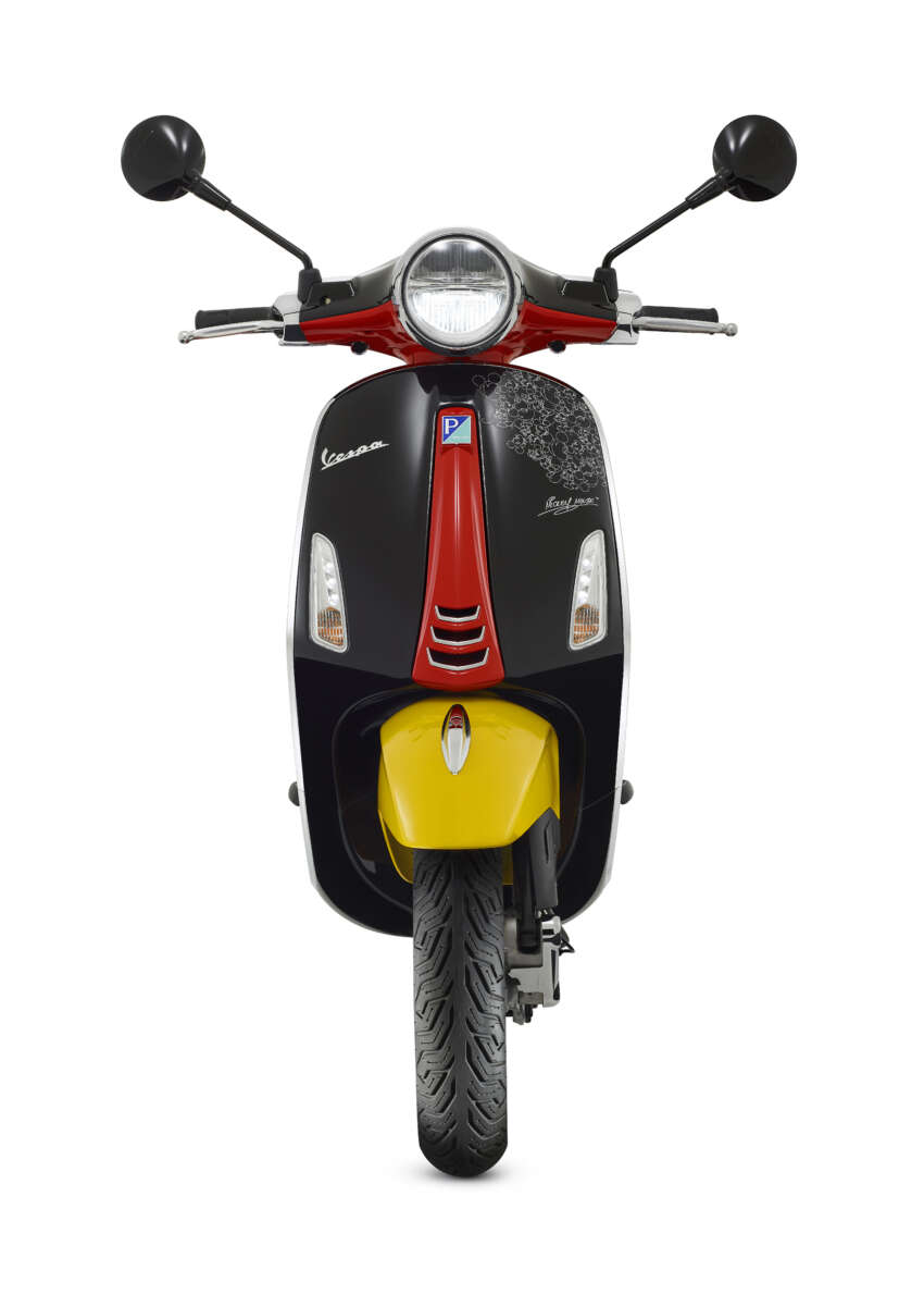 Disney Mickey Mouse Edition by Vespa revealed 1630796
