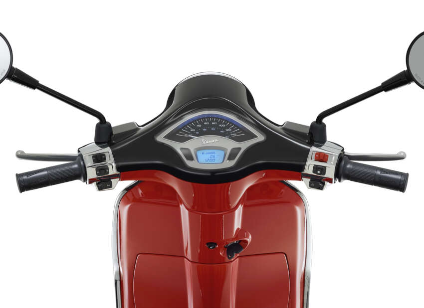 Disney Mickey Mouse Edition by Vespa revealed 1630801