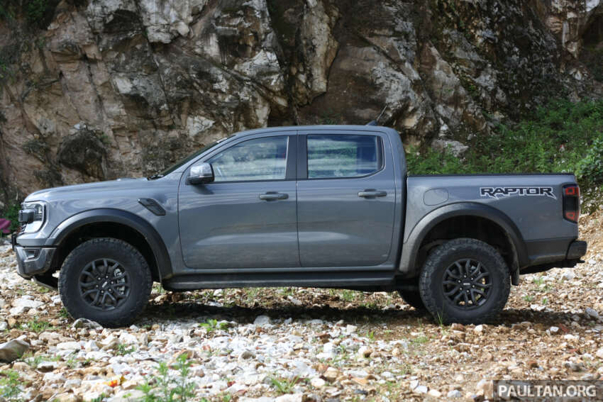 2023 Ranger Raptor 2.0 Bi-Turbo Diesel review – how is it different vs the 3.0T Petrol; worth RM11k saving? 1629347