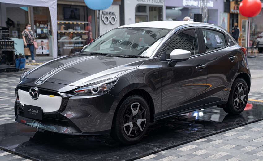 Mazda 2 2023 <em>facelift</em> diperkenal di Thailand — sedan dan hatchback, 1.3L petrol/1.5L diesel, 10 varian 1631488