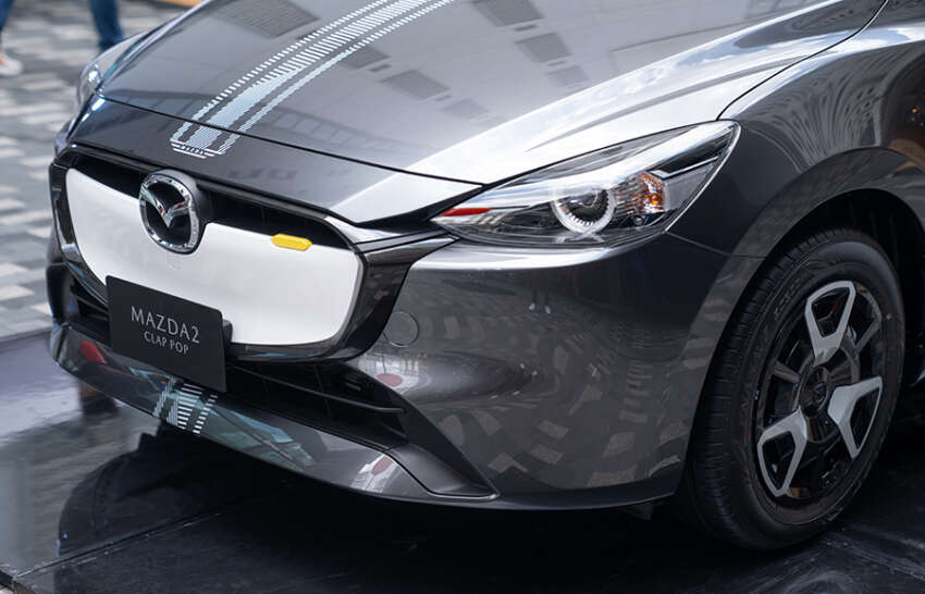 Mazda 2 2023 <em>facelift</em> diperkenal di Thailand — sedan dan hatchback, 1.3L petrol/1.5L diesel, 10 varian 1631493