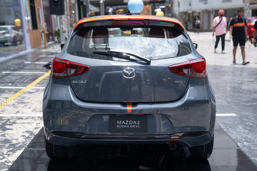 Mazda 2 2023 <em>facelift</em> diperkenal di Thailand — sedan dan hatchback, 1.3L petrol/1.5L diesel, 10 varian 1631500