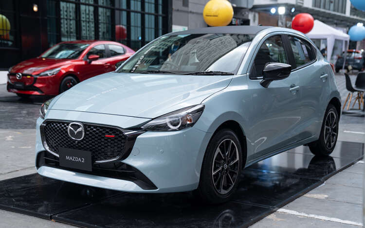 2023 Mazda 2 facelift 1.5 XDL hatchback Airstream Blue Headlight 3_BM