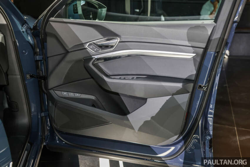 Audi Q8 e-tron 2023 dilancarkan di M’sia — jarak EV hingga 487 km, pilihan Sportback; harga dari RM384k 1628210