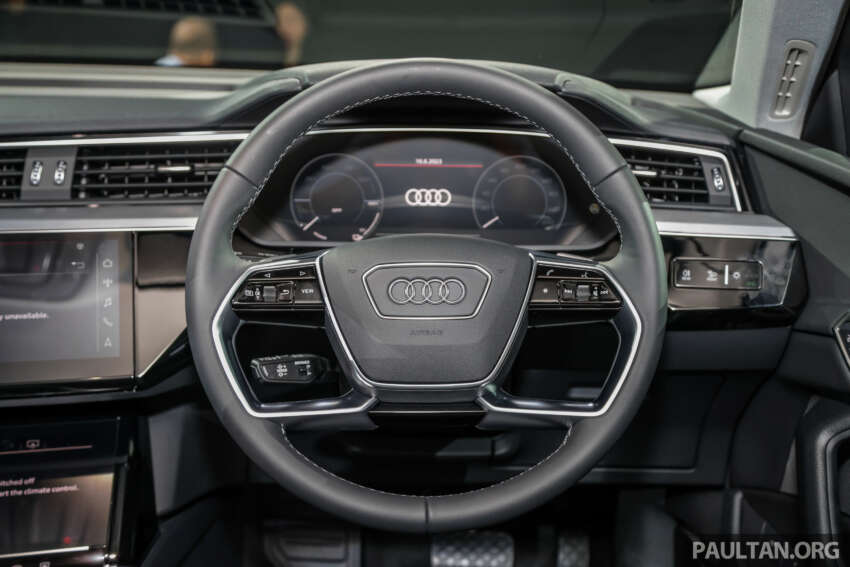 Audi Q8 e-tron 2023 dilancarkan di M’sia — jarak EV hingga 487 km, pilihan Sportback; harga dari RM384k 1628196