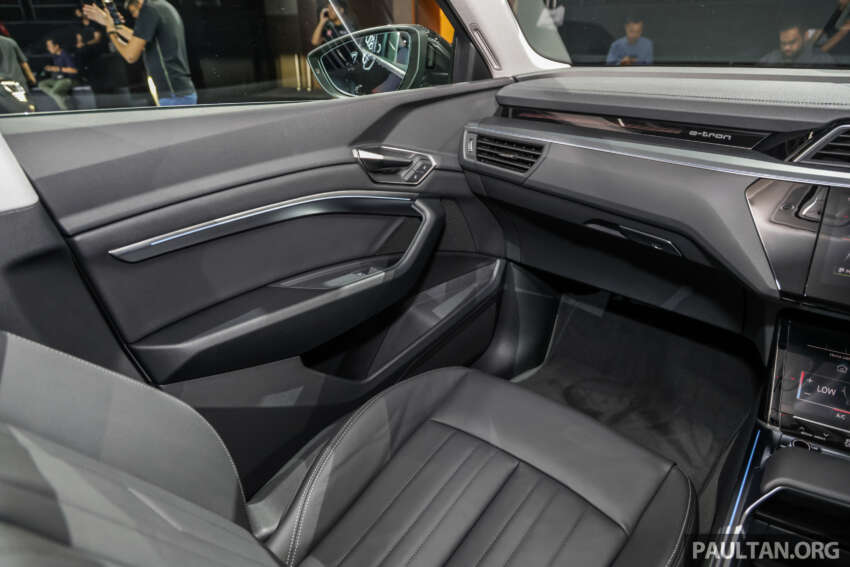 Audi Q8 e-tron 2023 dilancarkan di M’sia — jarak EV hingga 487 km, pilihan Sportback; harga dari RM384k 1628108