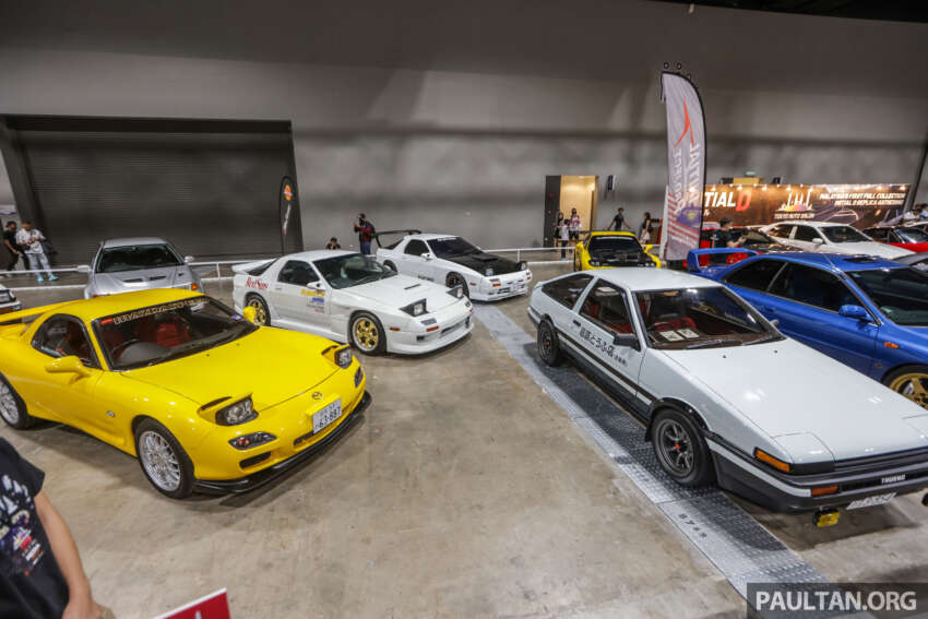 <em>Initial D</em> replica cars on display at Tokyo Auto Salon Kuala Lumpur 2023 – Panda Trueno, RedSuns RX-7s 1624293