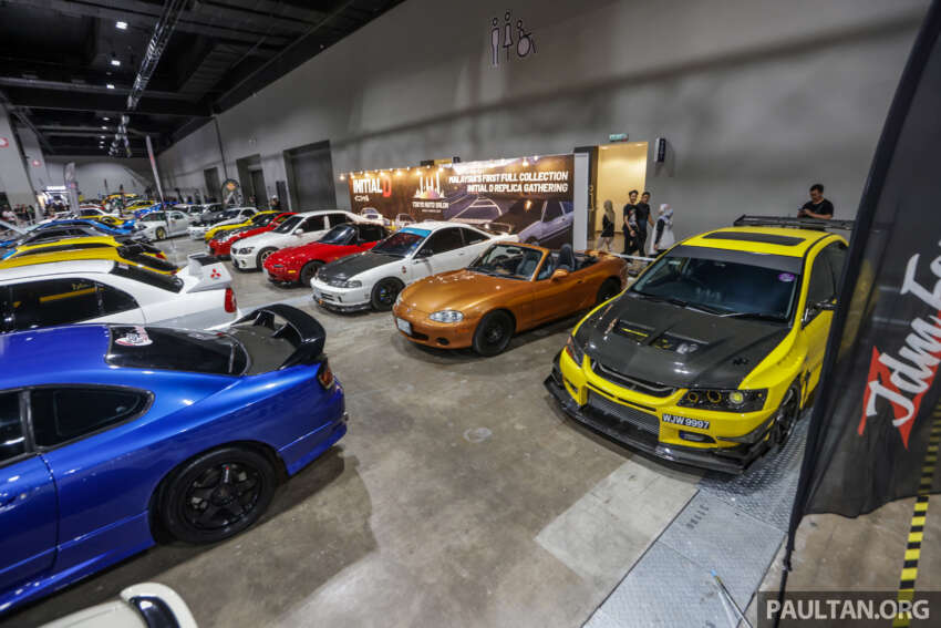 <em>Initial D</em> replica cars on display at Tokyo Auto Salon Kuala Lumpur 2023 – Panda Trueno, RedSuns RX-7s 1624285
