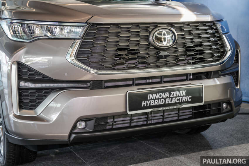 Toyota Innova Zenix 2023 kini di M’sia — hibrid, 2.0L Dynamic Force, TNGA, 186 PS/205 Nm; dari RM165k 1630167