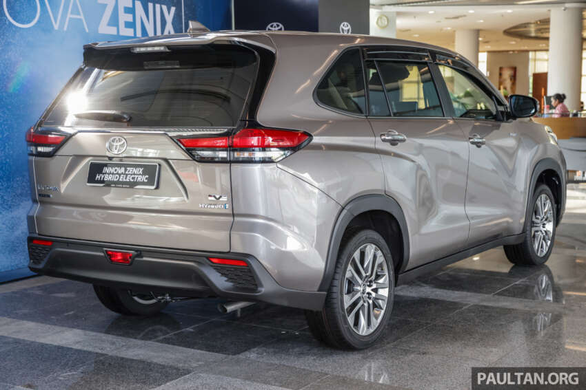 Toyota Innova Zenix 2023 kini di M’sia — hibrid, 2.0L Dynamic Force, TNGA, 186 PS/205 Nm; dari RM165k 1630156