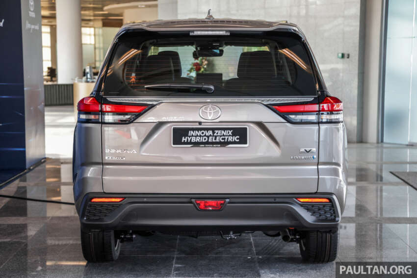 Toyota Innova Zenix 2023 kini di M’sia — hibrid, 2.0L Dynamic Force, TNGA, 186 PS/205 Nm; dari RM165k 1630160
