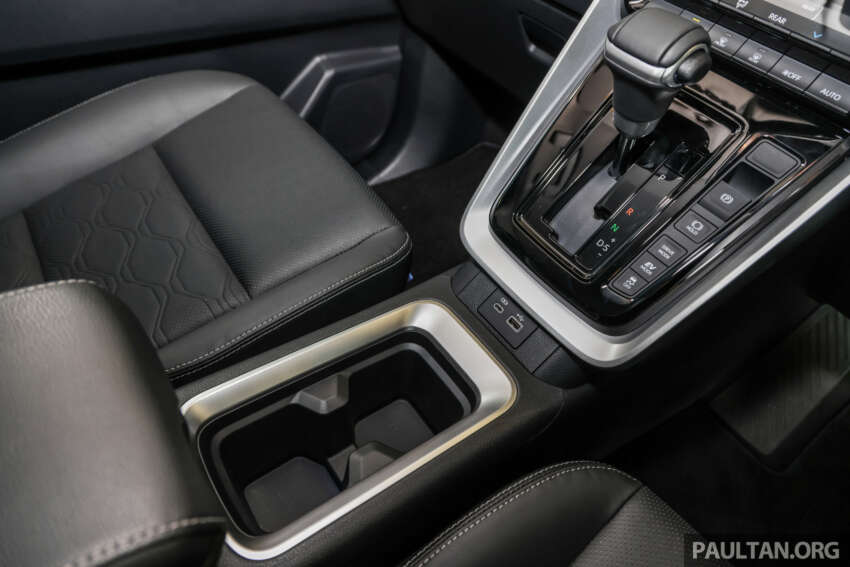 Toyota Innova Zenix 2023 kini di M’sia — hibrid, 2.0L Dynamic Force, TNGA, 186 PS/205 Nm; dari RM165k 1630224