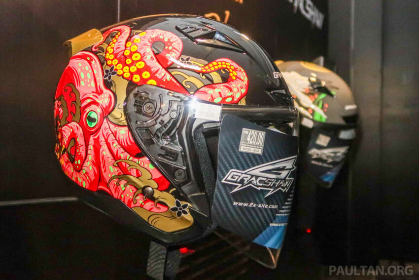 Gracshaw Malaysia Japan Edition helmets, RM420 1626798
