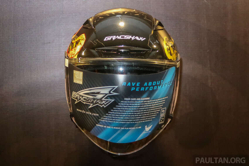 Gracshaw Malaysia Japan Edition helmets, RM420 1626800