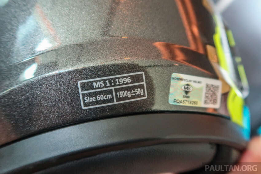 Gracshaw lancar helmet berkonsepkan Jepun – enam pilihan grafik, dua visor, lulus SIRIM, harga RM420 1626233