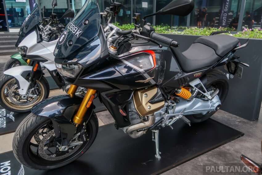 2023 Moto Guzzi V100 Mandello in Malaysia, RM99,900 1631879