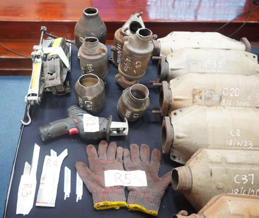 Polis tumpaskan pencuri catalytic converter – sasar tempat letak kereta di LRT, MRT; 15 kes selesai 1630315