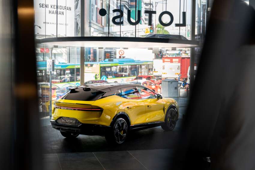 Visit the Lotus Cars Malaysia showroom at Pavilion KL – drop by to check out the sexy Eletre and Emira 1624048