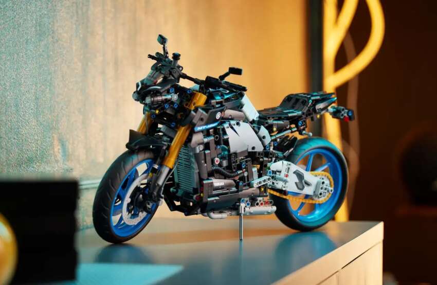 Lego Technic 42159 Yamaha MT-10 SP drops August 1 1639646