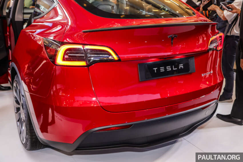 Kereta Tesla Model Y 2023 kini di M’sia — Standard RM199k, Long Range RM246k, Performance RM288k 1643297