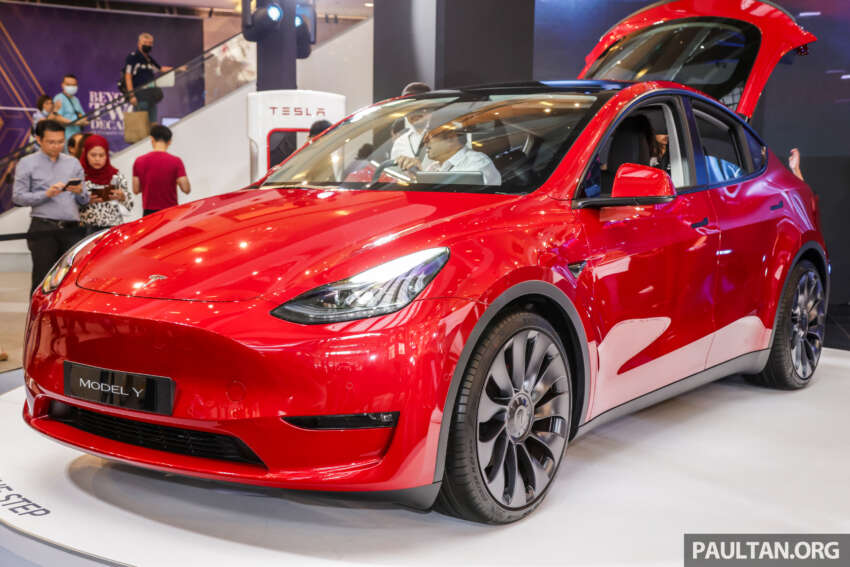 Kereta Tesla Model Y 2023 kini di M’sia — Standard RM199k, Long Range RM246k, Performance RM288k 1643274