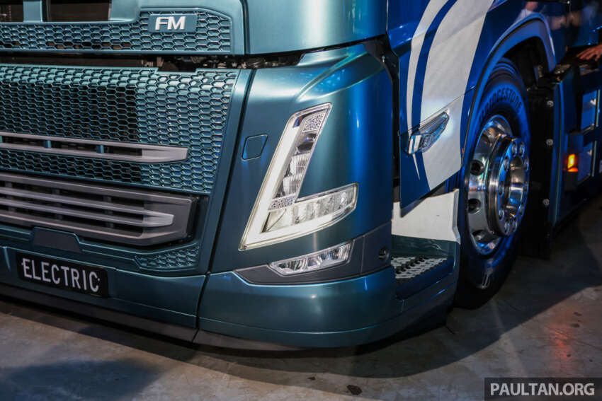 Volvo Trucks Malaysia launches EV heavy duty prime movers  – FH, FM, FMX; 300 km range, est RM2 million 1639153